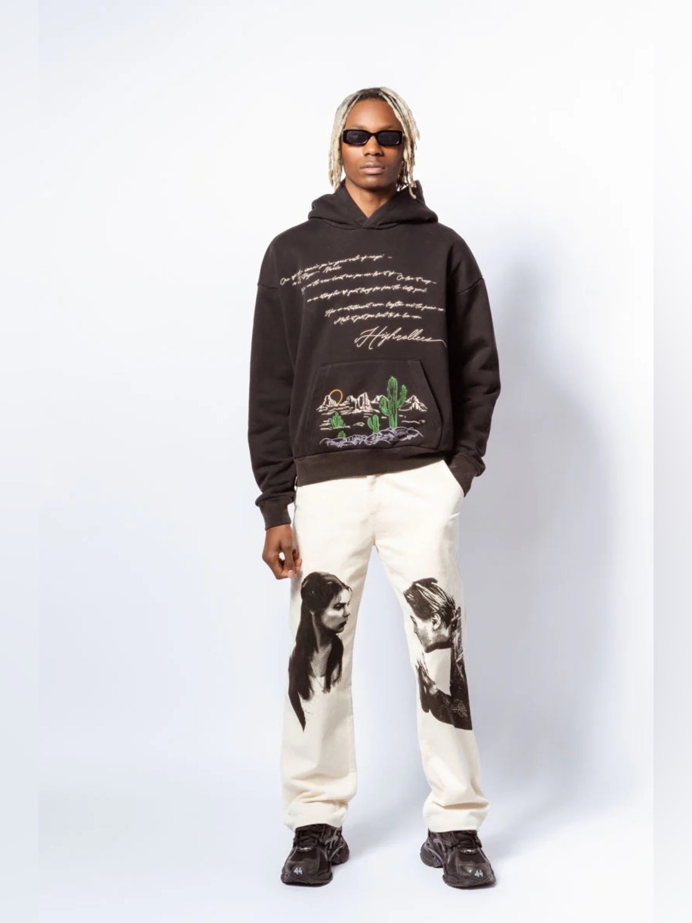 NWT INNER CIRCLE Romeo + Juliet Graphic Corduroy Pants XS
